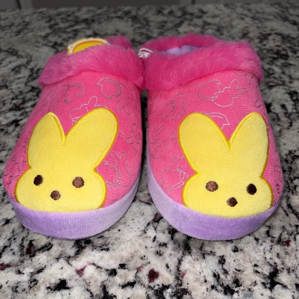 Peeps Slippers‎ Girls Size 13-1 Pink Yellow Slip On Faux Fur Lined Plush Shoes